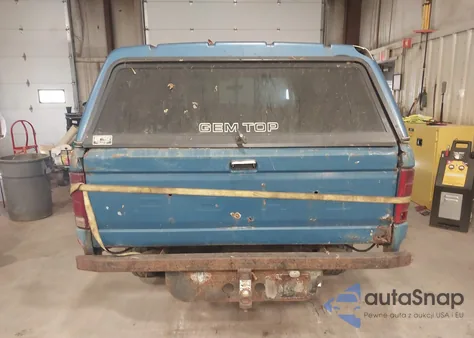 1984 Ford F250 z USA, uszkodzony, nr VIN 2FTEF26Y2ECA29884